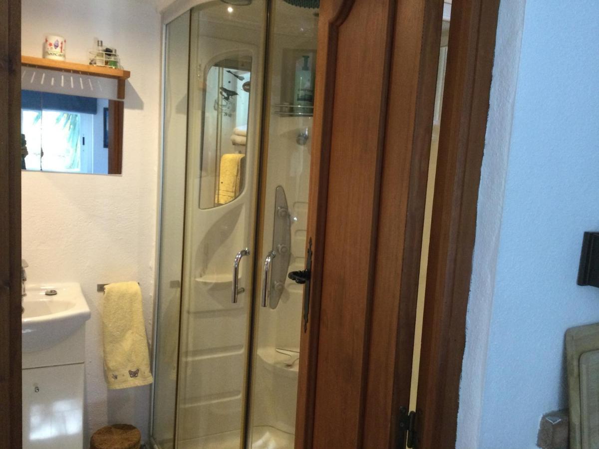 Finca El Rio, The Studio Self Catering With Pool And Hydrotherapy Jacuzzi Set In Beautiful Gardens, Guaro Esterno foto